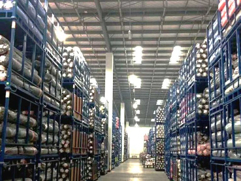 How Do Stacking Racks Solve Warehousing Problems?