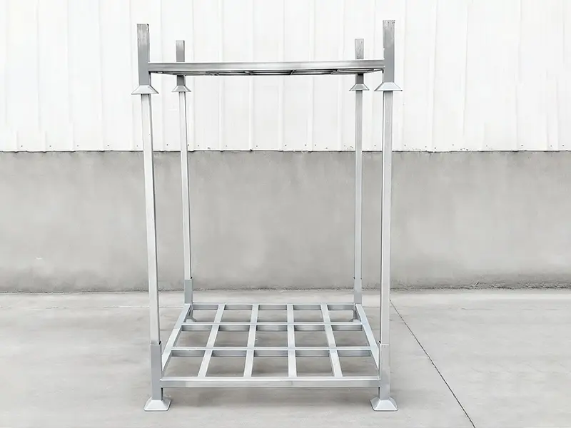 Warehouse stacking racks Stacking racks in a warehouse