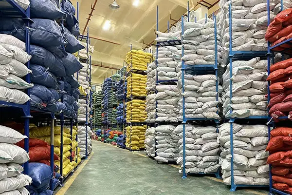 What are OSHA requirements for warehouse racking?